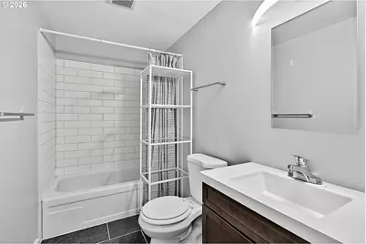 945 Madison St, Eugene, OR 97402 - Photo 11