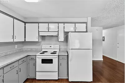 945 Madison St, Eugene, OR 97402 - Photo 5