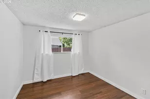 945 Madison St, Eugene, OR 97402 - Photo 7