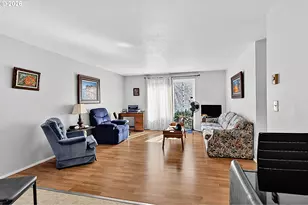 945 Madison St, Eugene, OR 97402 - Photo 19