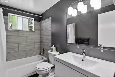 945 Madison St, Eugene, OR 97402 - Photo 29