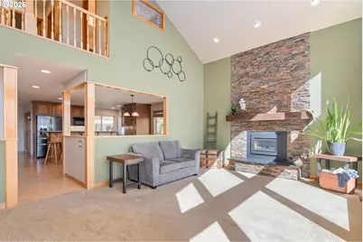 Monroe, Eugene, OR 97405 - Photo 9