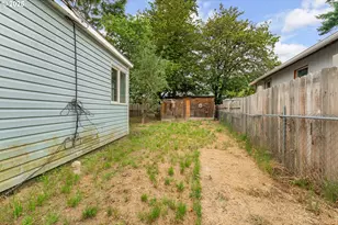 206 NE Laurel Ave, Myrtle Creek, OR 97457 - Photo 23