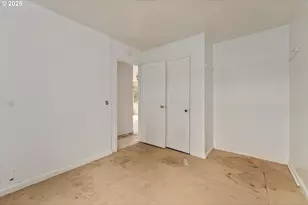 206 NE Laurel Ave, Myrtle Creek, OR 97457 - Photo 9