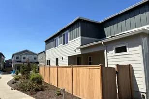 8254 SE Orion Ln, Hillsboro, OR 97123 - Photo 3