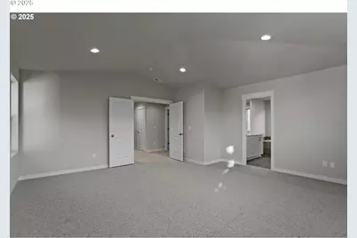 8254 SE Orion Ln, Hillsboro, OR 97123 - Photo 13