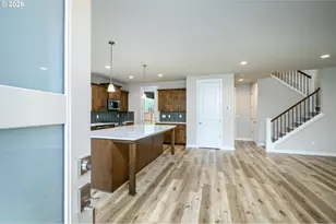 8254 SE Orion Ln, Hillsboro, OR 97123 - Photo 9