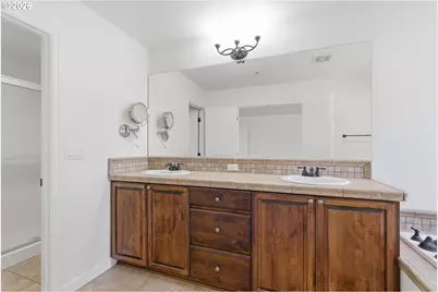 29266 SW Villebois Dr S, Wilsonville, OR 97070 - Photo 33