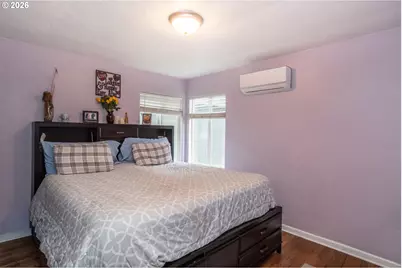 575 W Center St, Roseburg, OR 97471 - Photo 15