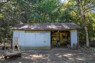 604 Woodruff Rd, Roseburg, OR 97471 - Photo 41
