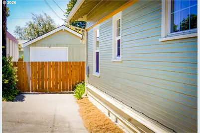377 N Dean St, Coquille, OR 97423 - Photo 39