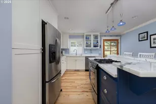 6415 Dory Pointe Loop, Pacific City, OR 97135 - Photo 9