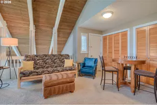 17636 Tennis Village Ct, Sunriver, OR 97707 - Photo 15
