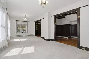2003 NE Halsey St, Portland, OR 97232 - Photo 9