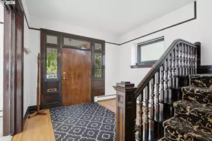 2003 NE Halsey St, Portland, OR 97232 - Photo 7