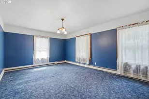2003 NE Halsey St, Portland, OR 97232 - Photo 23