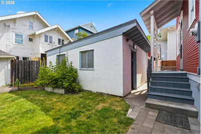 2003 NE Halsey St, Portland, OR 97232 - Photo 45
