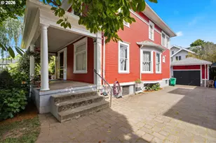 2003 NE Halsey St, Portland, OR 97232 - Photo 37