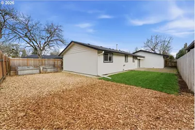 369 S 16th Ave, Cornelius, OR 97113 - Photo 7