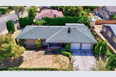 940 Johnson St, Woodburn, OR 97071 - Photo 25