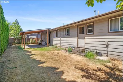 940 Johnson St, Woodburn, OR 97071 - Photo 23