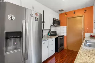 940 Johnson St, Woodburn, OR 97071 - Photo 9