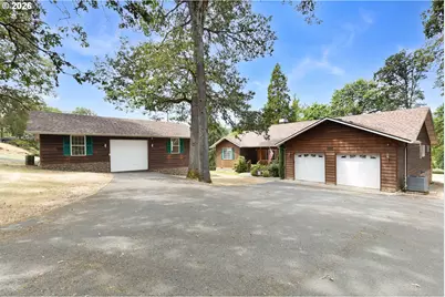 2635 Whistlers Park Rd, Roseburg, OR 97470 - Photo 1