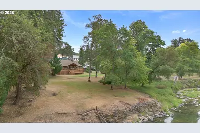 2635 Whistlers Park Rd, Roseburg, OR 97470 - Photo 35