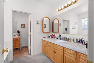 2635 Whistlers Park Rd, Roseburg, OR 97470 - Photo 21