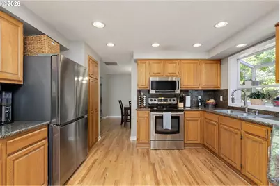 857 Laguna Dr, Keizer, OR 97303 - Photo 11