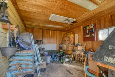 323 E Van Buren St, Athena, OR 97813 - Photo 29