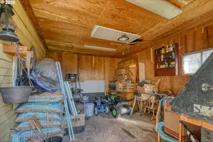 323 E Van Buren St, Athena, OR 97813 - Photo 29