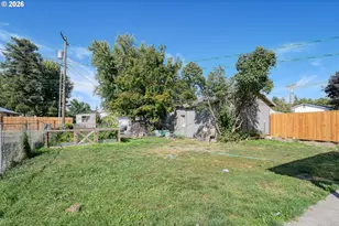 323 E Van Buren St, Athena, OR 97813 - Photo 27