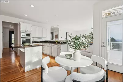 13574 SW Mint Pl, Portland, OR 97223 - Photo 15