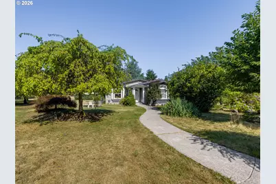 102 NE 189th St, Ridgefield, WA 98642 - Photo 3