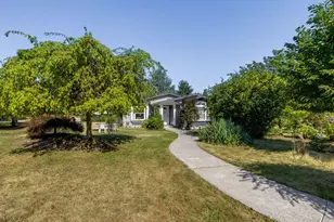 102 NE 189th St, Ridgefield, WA 98642 - Photo 3