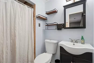 2401 NE 100th St, Vancouver, WA 98686 - Photo 15