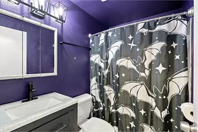 274 N 4th St, Saint Helens, OR 97051 - Photo 17