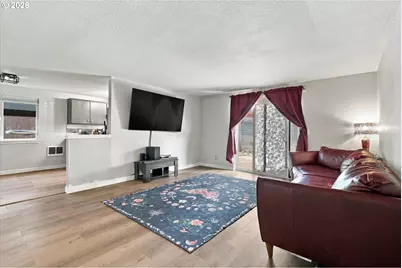274 N 4th St, Saint Helens, OR 97051 - Photo 3