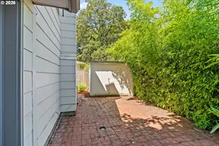 1572 Happy Ln, Eugene, OR 97401 - Photo 37