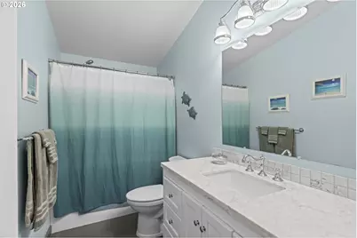 2922 Walnut Ct, Hubbard, OR 97032 - Photo 29