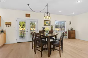 2922 Walnut Ct, Hubbard, OR 97032 - Photo 7