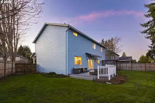 2922 Walnut Ct, Hubbard, OR 97032 - Photo 35