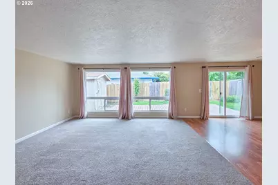225 SW Fleishauer Ln, McMinnville, OR 97128 - Photo 21