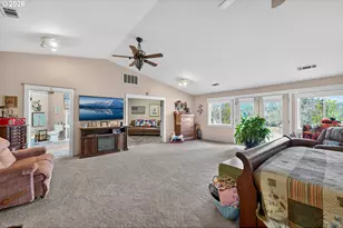 694 Orchard Ln, Roseburg, OR 97471 - Photo 25