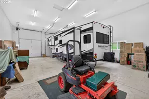 694 Orchard Ln, Roseburg, OR 97471 - Photo 41