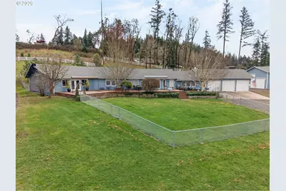 694 Orchard Ln, Roseburg, OR 97471 - Photo 1
