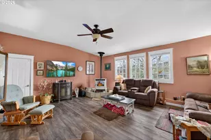 694 Orchard Ln, Roseburg, OR 97471 - Photo 19