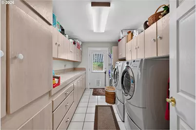 694 Orchard Ln, Roseburg, OR 97471 - Photo 35