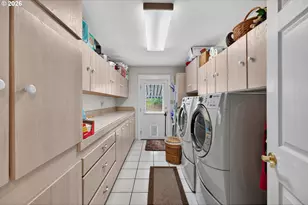 694 Orchard Ln, Roseburg, OR 97471 - Photo 35